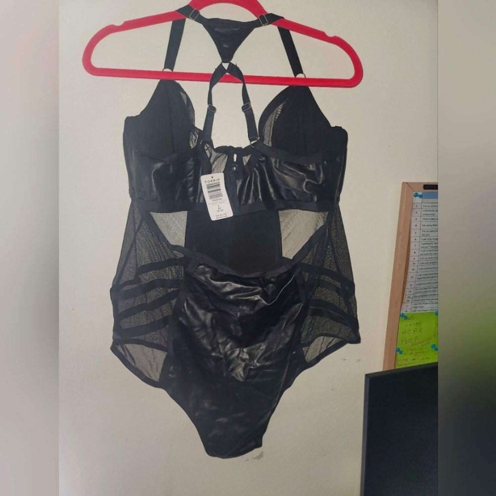 Torrid size 2 (18/20) Lingerie